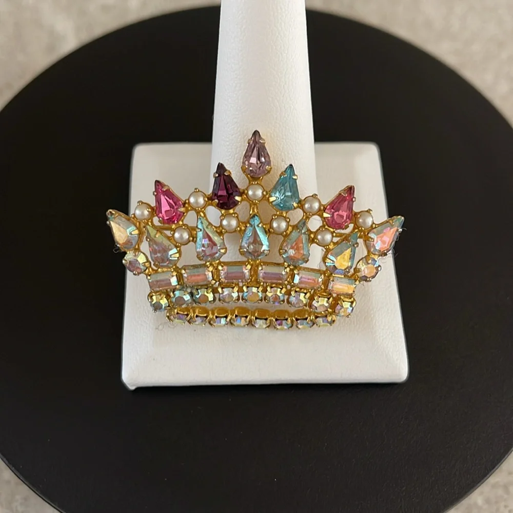 B.DAVID Signed Gold Tone Tiara Crown FauxPearl Aurora Borealis Iridescent Brooch